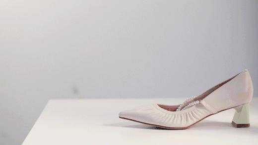 春款新款单鞋上新,今春单鞋的款式