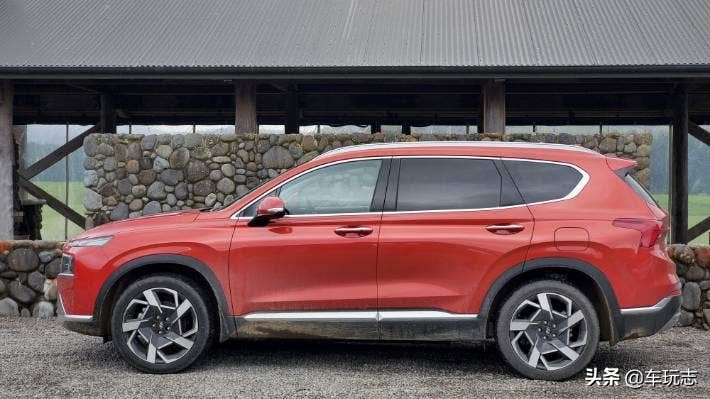 雪佛兰巡领者起亚索兰托圣达菲,现代圣达菲跟起亚索兰托哪个好