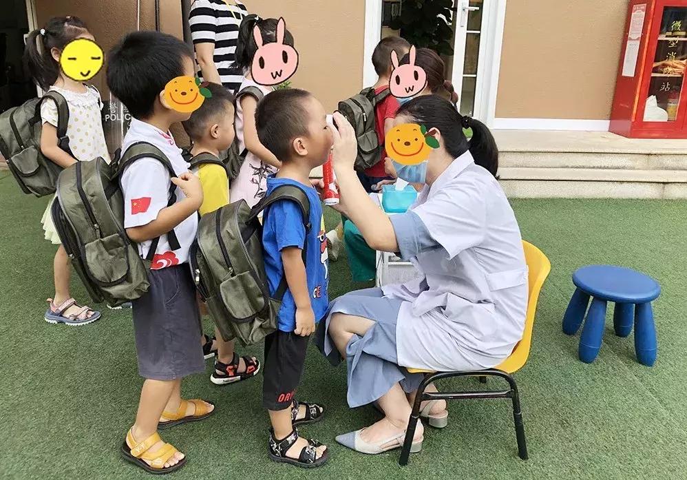 宝宝不愿意上幼儿园天天哭,小朋友不愿意去幼儿园每天哭