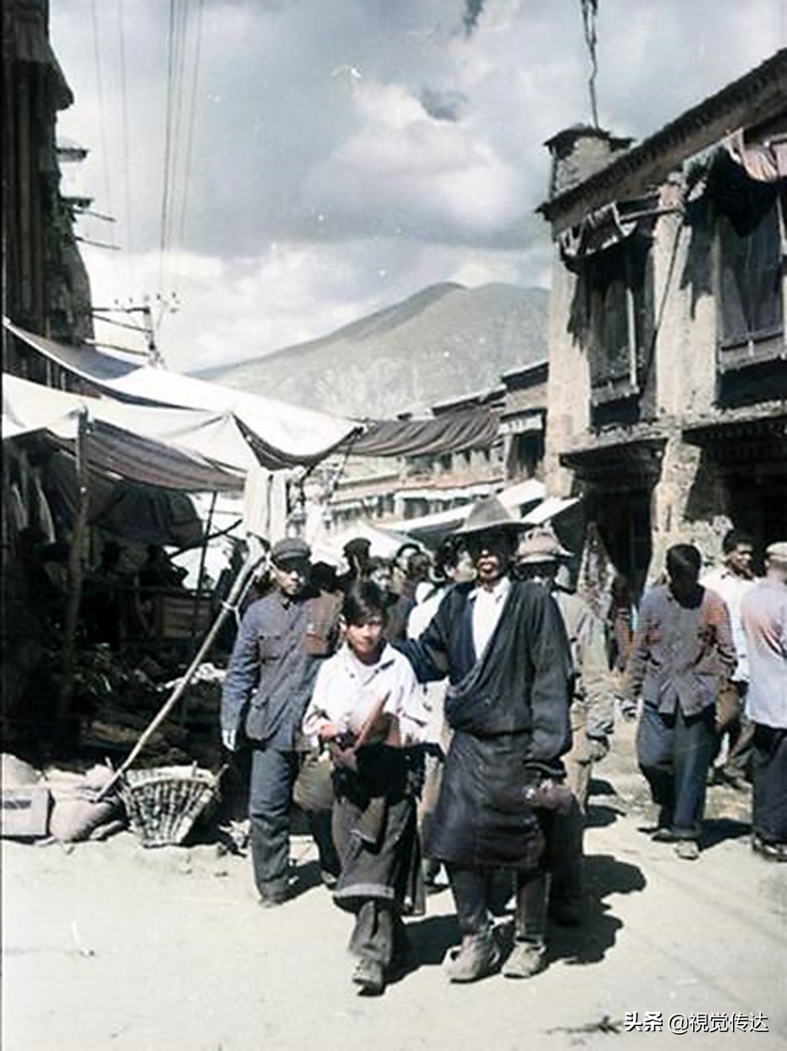 18张令人叹为观止的彩色老照片,令人震撼的65年前西藏高清彩照