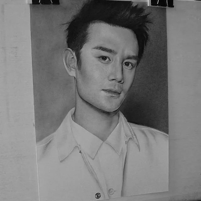 如何画出夸张的人物肖像画,当灵魂画手模仿大师作画