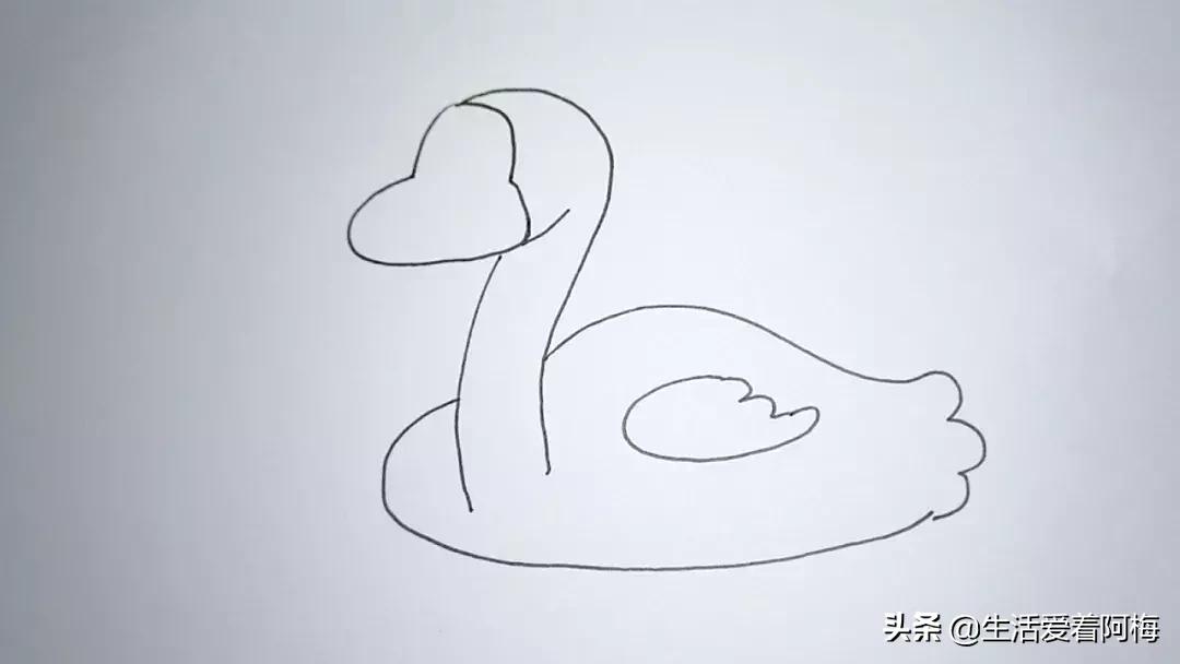 鹅孵蛋的简笔画图片大全可爱简单,简笔画鹅的画法小班