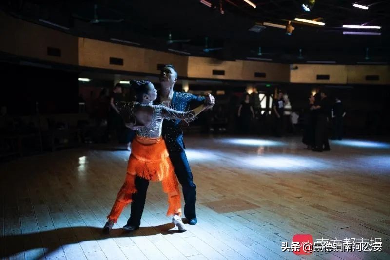 广州百年舞厅有哪些,广州莎莎舞厅