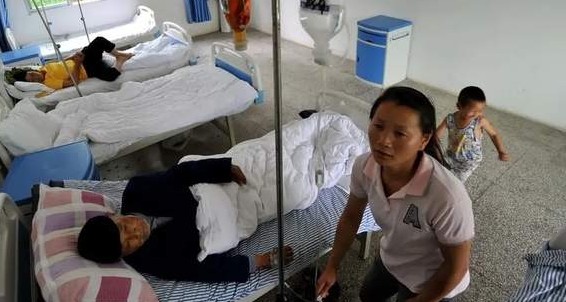 私人诊所每天爆满图片,街上的诊所为何人满为患