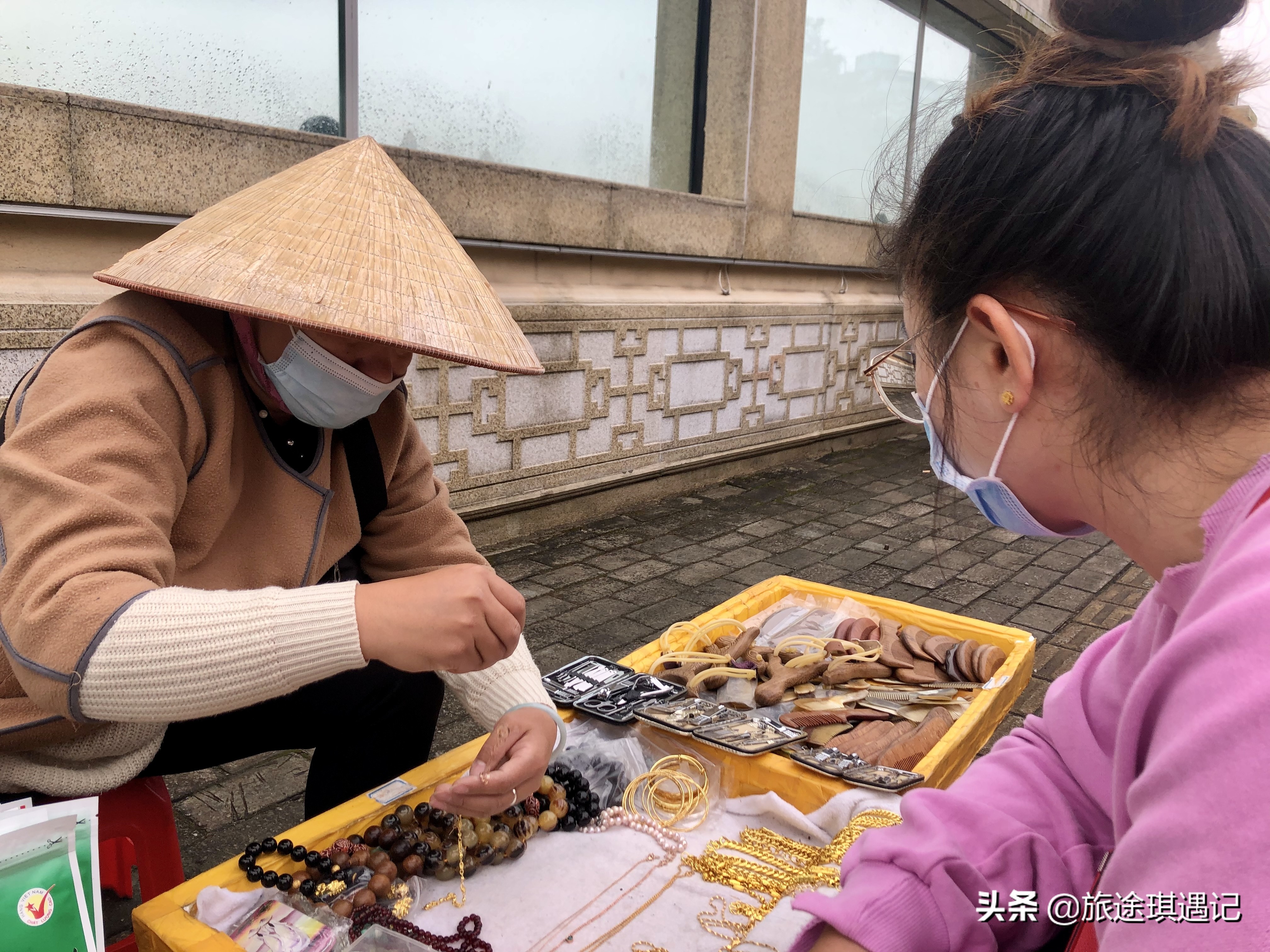 带你游览东兴口岸越南特产 (东兴越南特产街现在怎么样)