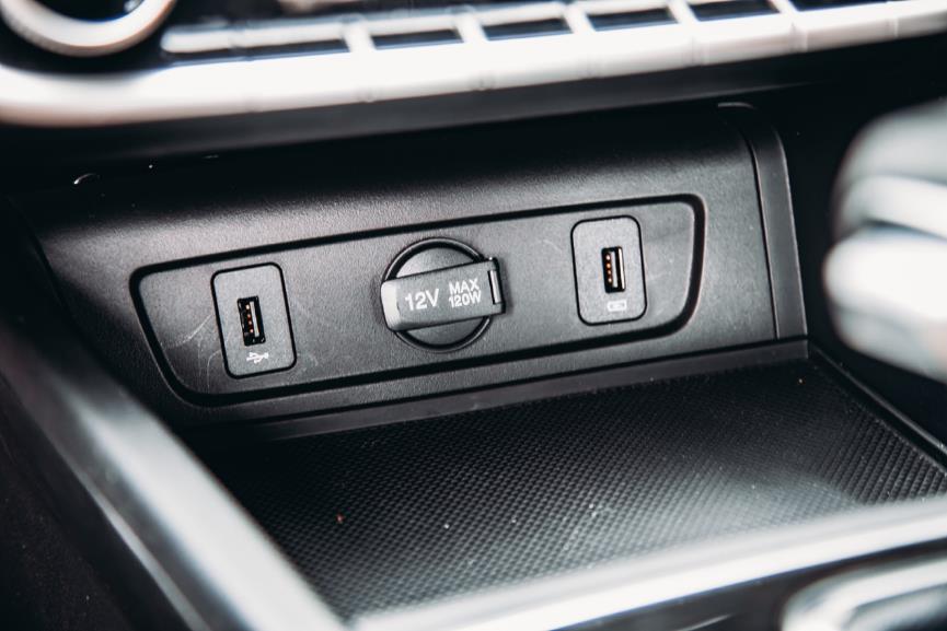 宝马f20评价,逸动plus高速稳定性怎么样