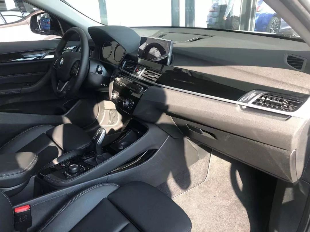 捷豹epace和宝马x2怎么选,2驱捷豹fpace和2驱宝马x3对比