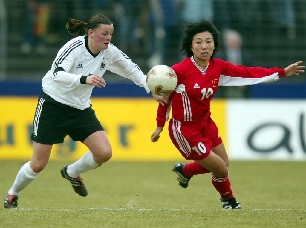 中国女足第一人孙雯身价,孙雯获得过世界足球小姐