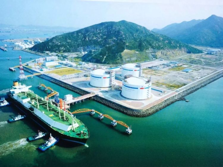 交易量翻倍,上海石油天然气交易中心价格指数