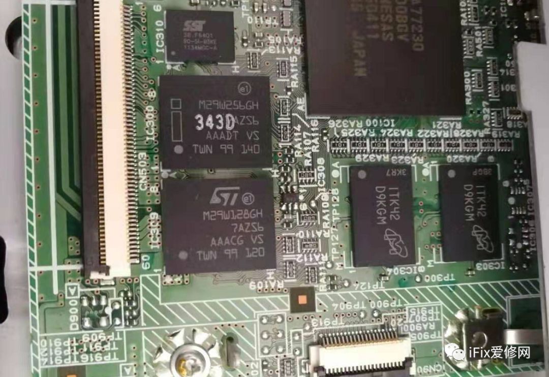 奔驰汽车电脑板更换,奔驰电脑板数据读写