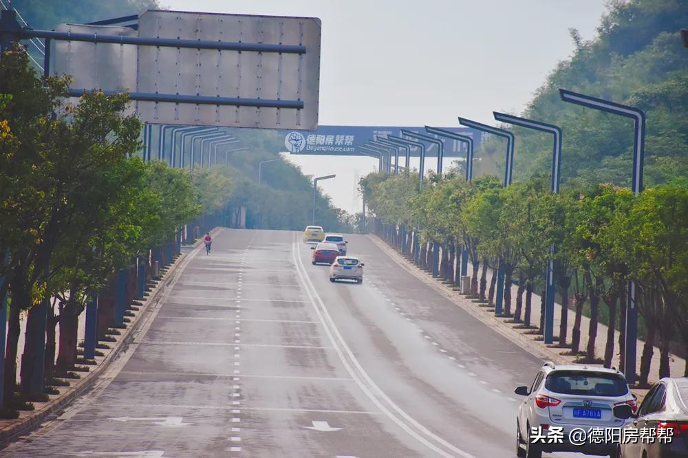 德阳绿地2024交付情况,德阳绿地新里城一期房价