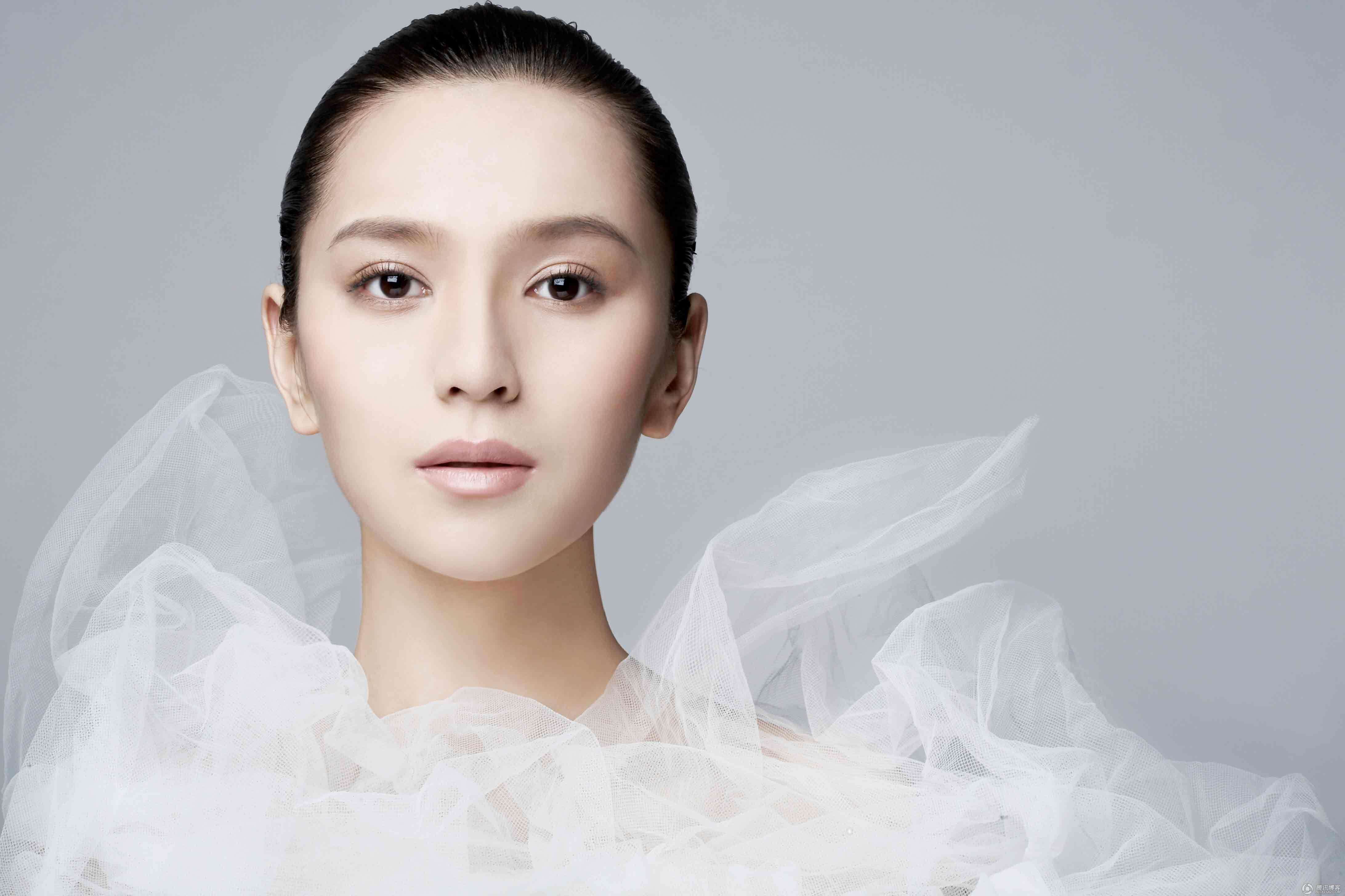 掏耳屎挤黑头粉刺清理毛孔有用吗,黑头粉刺到底要不要挤出来