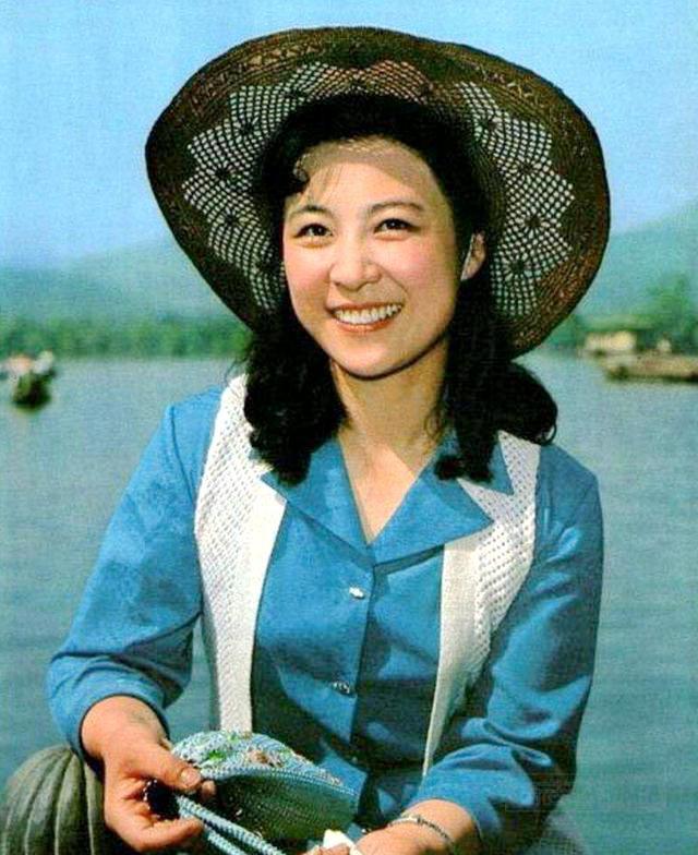 和丈夫携手到老，儿子是她的骄傲，72岁的王馥荔如今过得怎样？