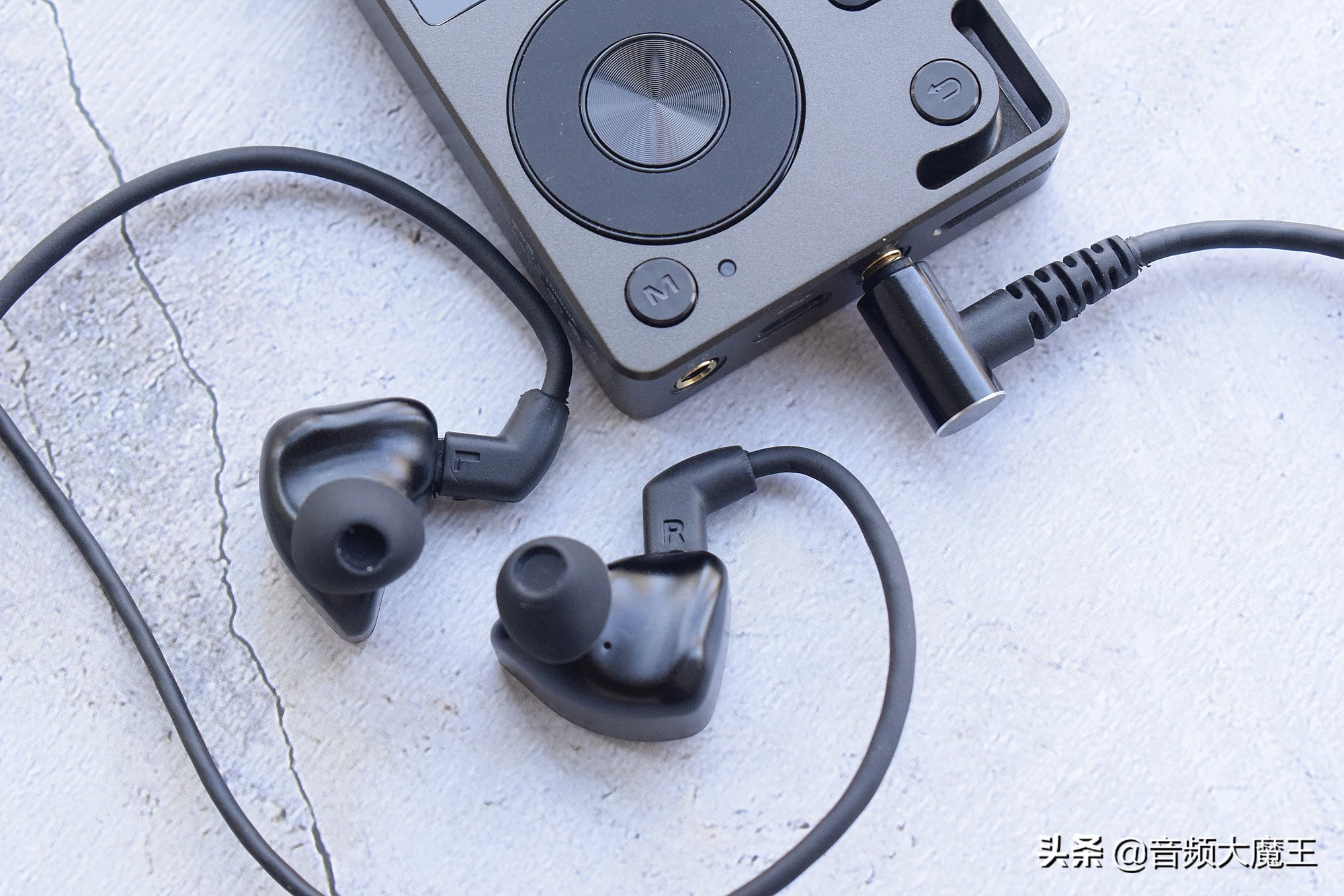 老忠耳机怎么样,老忠蓝牙耳机评测