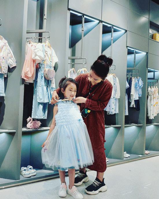 巴拉巴拉2012全年营业额,巴拉巴拉销量