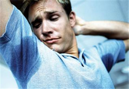 夏天腋下出汗有异味是狐臭吗,为什么夏天会有狐臭