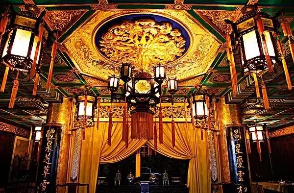 宫灯,流影中的精致时光