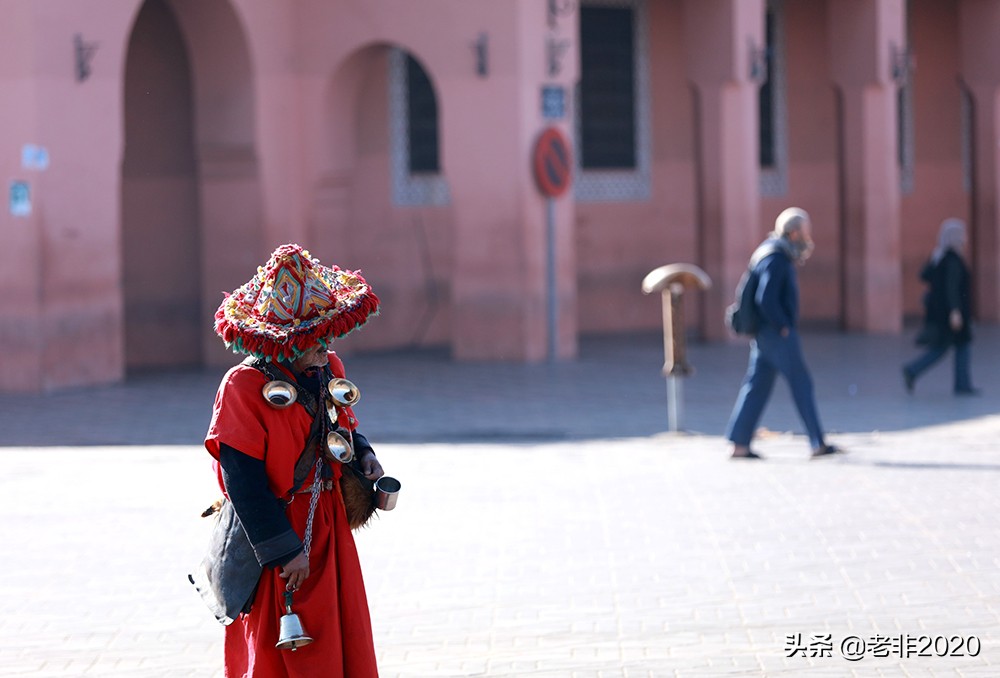 出国旅行必备清单一览表,出国旅行必备物品清单