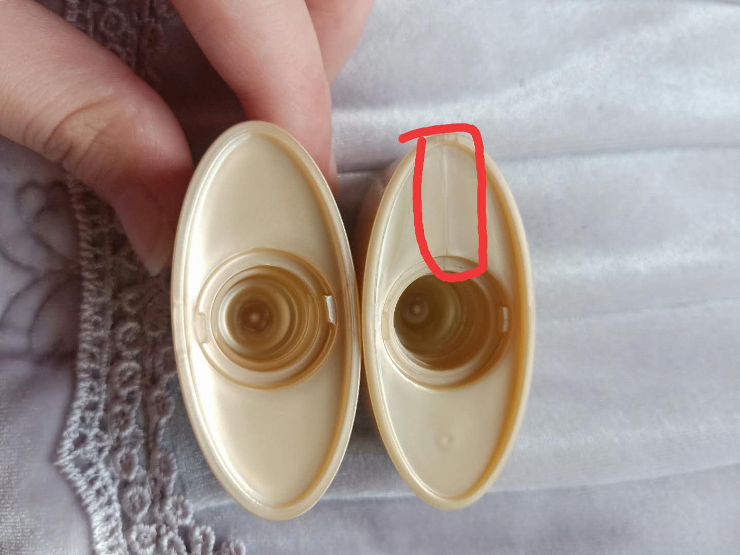 粉金版安耐晒真假对比,安耐晒正品假品对比