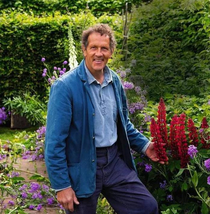 他经历破产、抑郁，却被植物治愈，成为BBC王牌节目主持人