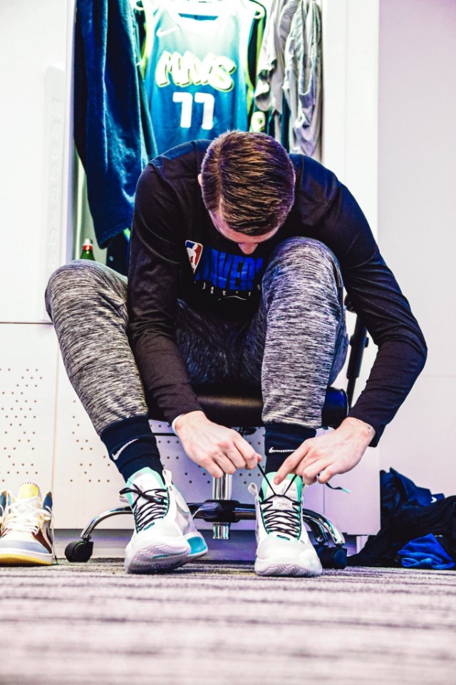 aj34郭艾伦会补货吗,aj34郭艾伦换底