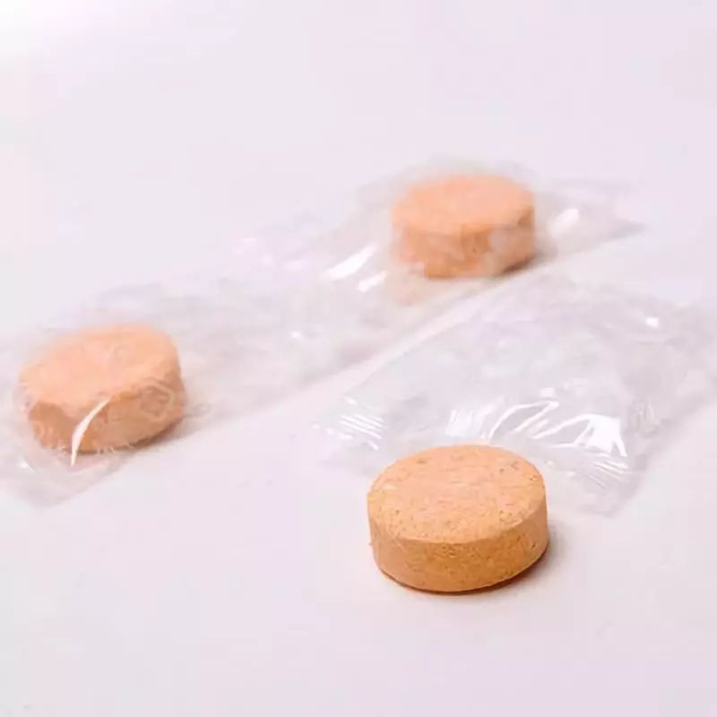 家里下水道堵塞发臭,别用开水冲!教你1个小技巧,再也不发愁