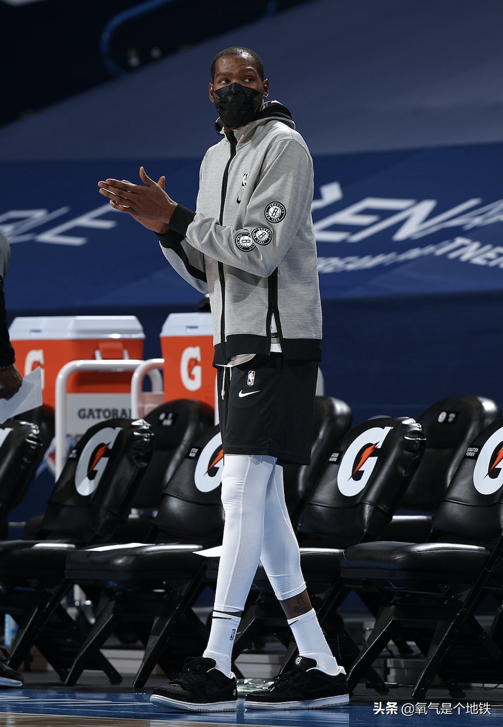 杜兰特欧文哈登篮网三巨头,哈登篮网时期与杜兰特欧文同框