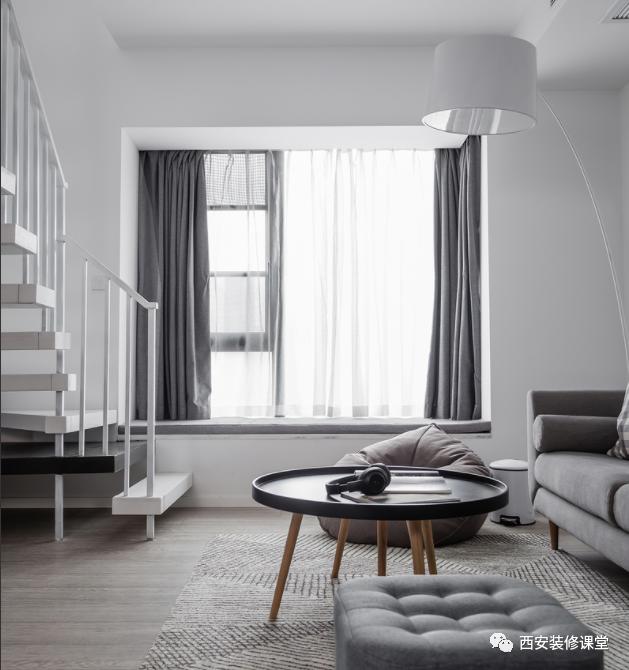 客厅有个飘窗怎样让它实用又漂亮,客厅带飘窗卧室带阳台的优缺点