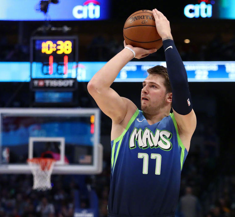 今日球鞋上脚集锦,中国球员球鞋上脚合集