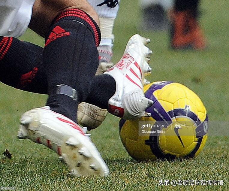 阿迪达斯猎鹰顶级测评,adidas猎鹰中端