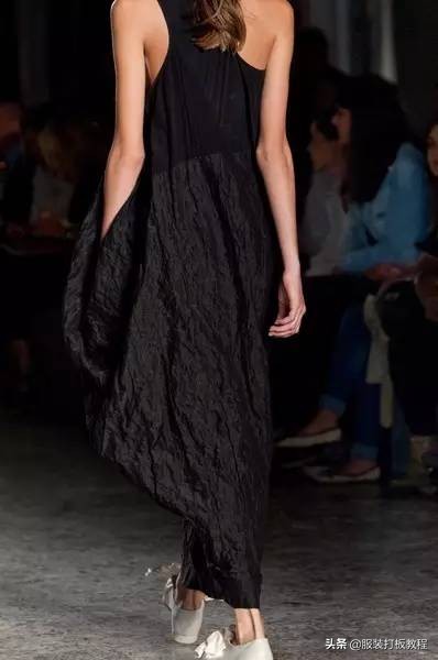 亚麻衣服一般多少钱,衣服亚麻材质