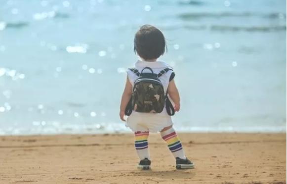 “对面那几个人没有脖子”，孩子真能看见脏东西？妈妈差点崩溃