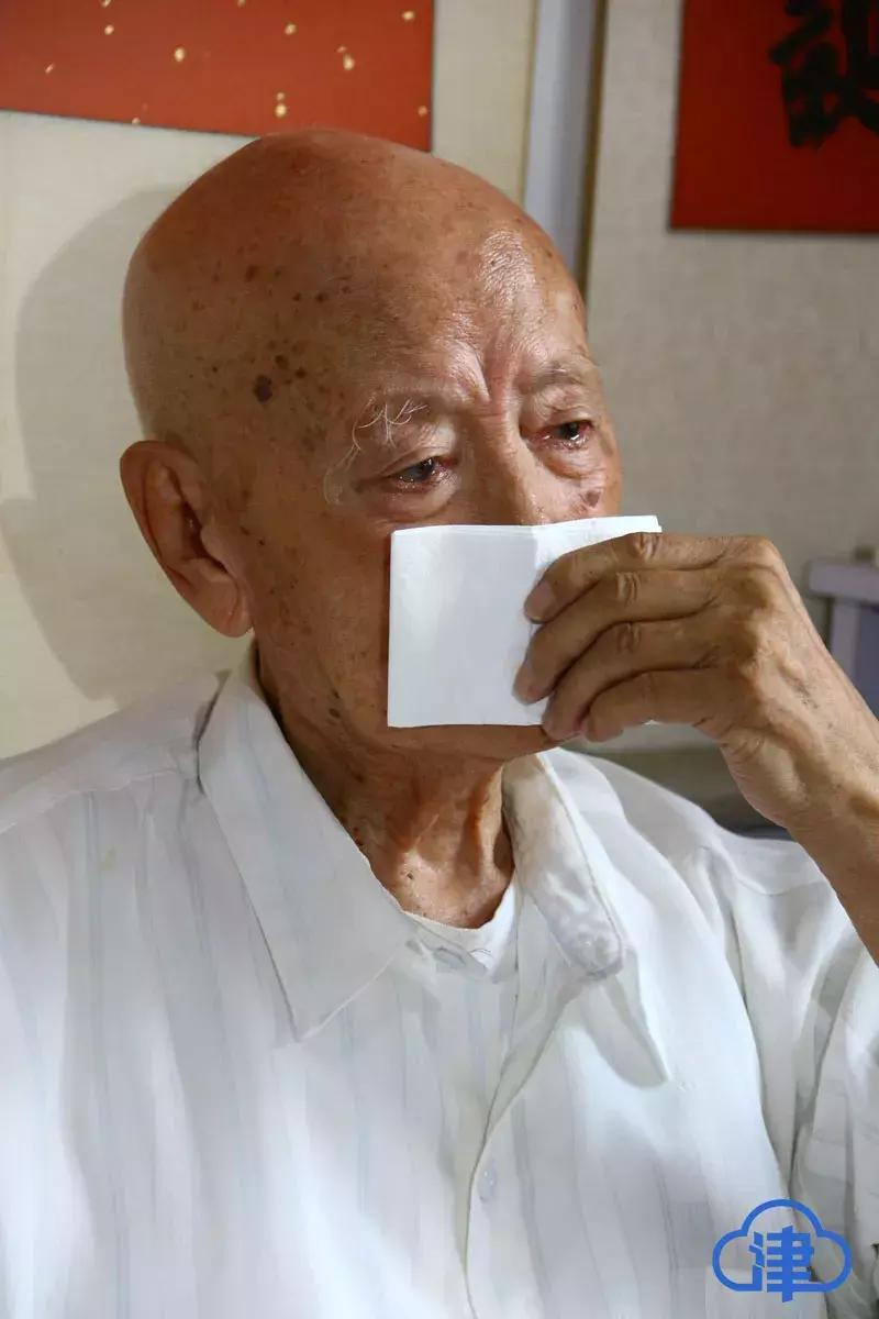 津云关注八一建军节,津云一束鲜花献英烈