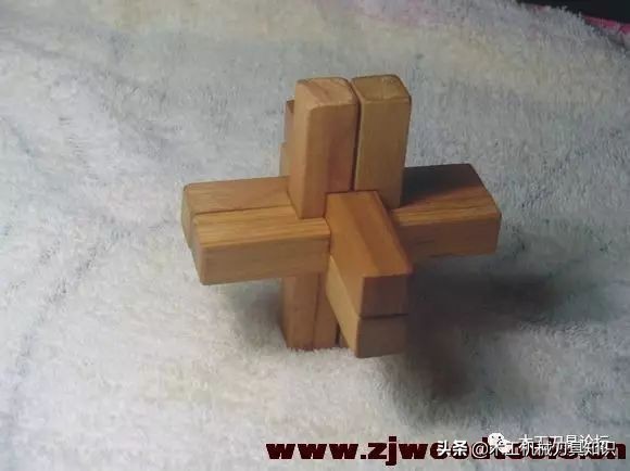 鲁班锁六柱印教程,鲁班锁四根怎么拼