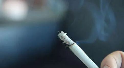 香港友邦和内地友邦重疾险区别 (香港和内地重疾险哪个好)