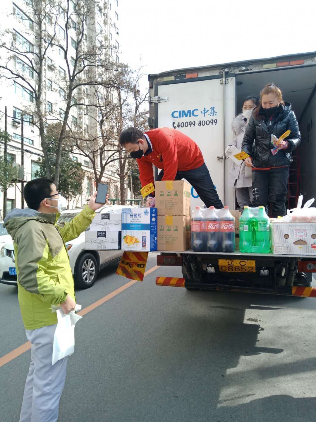 铁东:“四个服务”装满百姓的“菜篮米袋”