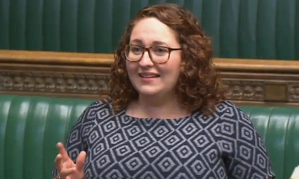 很多女生买不起卫生巾吗,买不起卫生巾的女孩求助网友