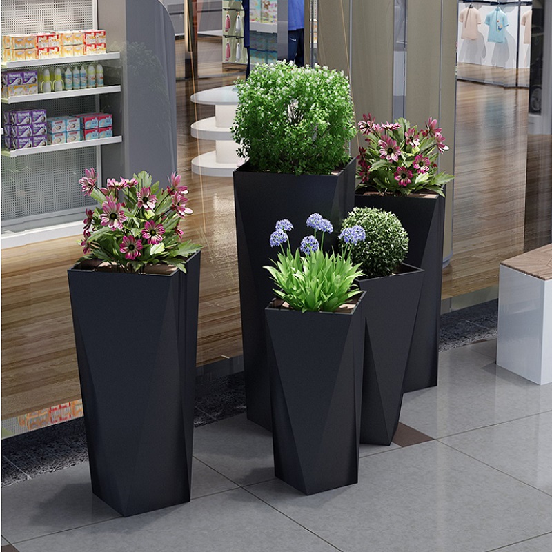 江苏鑫宇不锈钢花箱厂家定制,鑫宇不锈钢花箱与城市名片