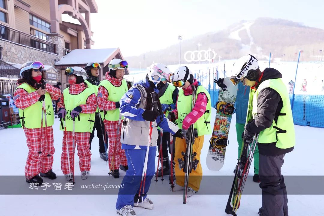 长白山滑雪最佳旅游时间,长白山天池漂流滑雪