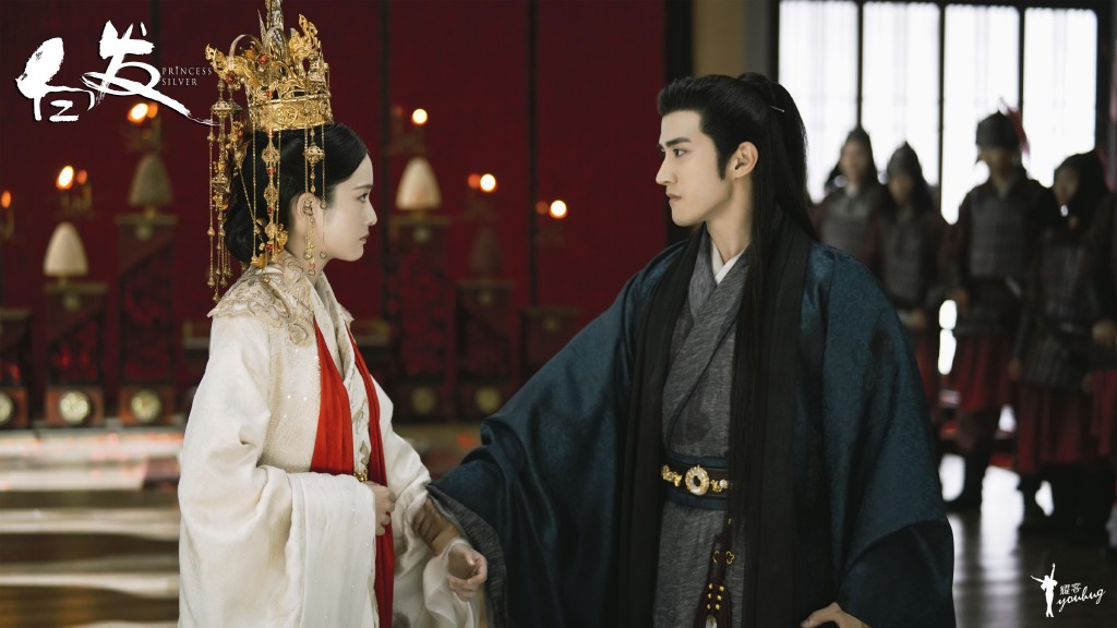 「原创」女主霸占三位男神没完没了的虐,他被戴绿帽,而他成炮灰