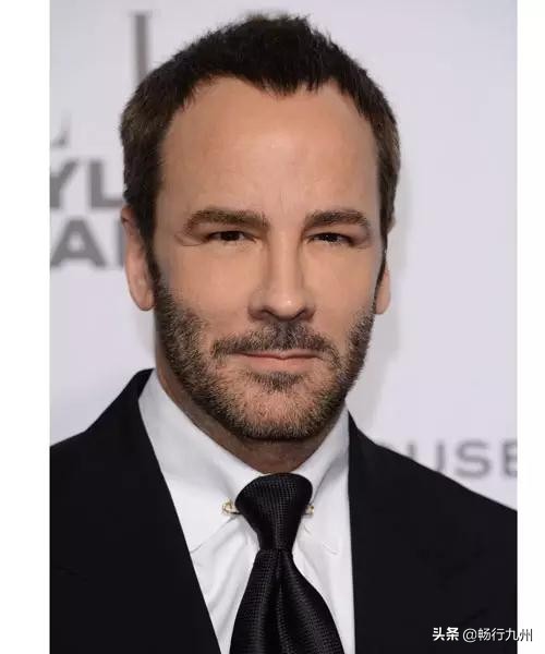 绅士领带打法,领带的十种新打法教程