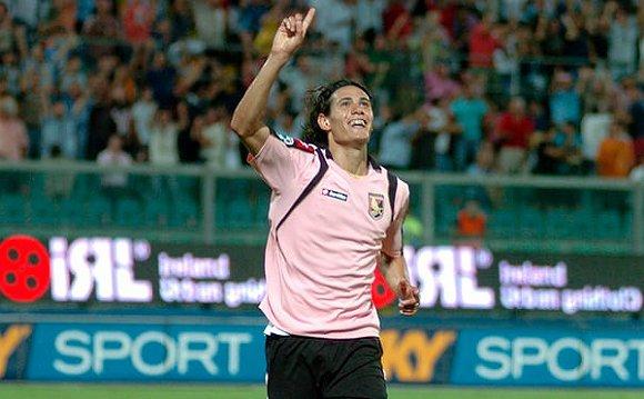 卡瓦尼法甲200场里程碑,绿茵之巅卡瓦尼