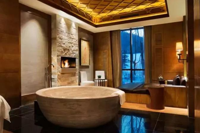 白山10月旅游攻略自助游线路,五一白山周边2-3天短途旅游