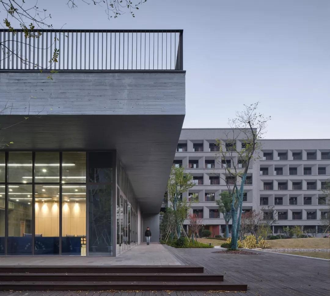 杭州第二中学宿舍图,杭州二中钱江学校寝室