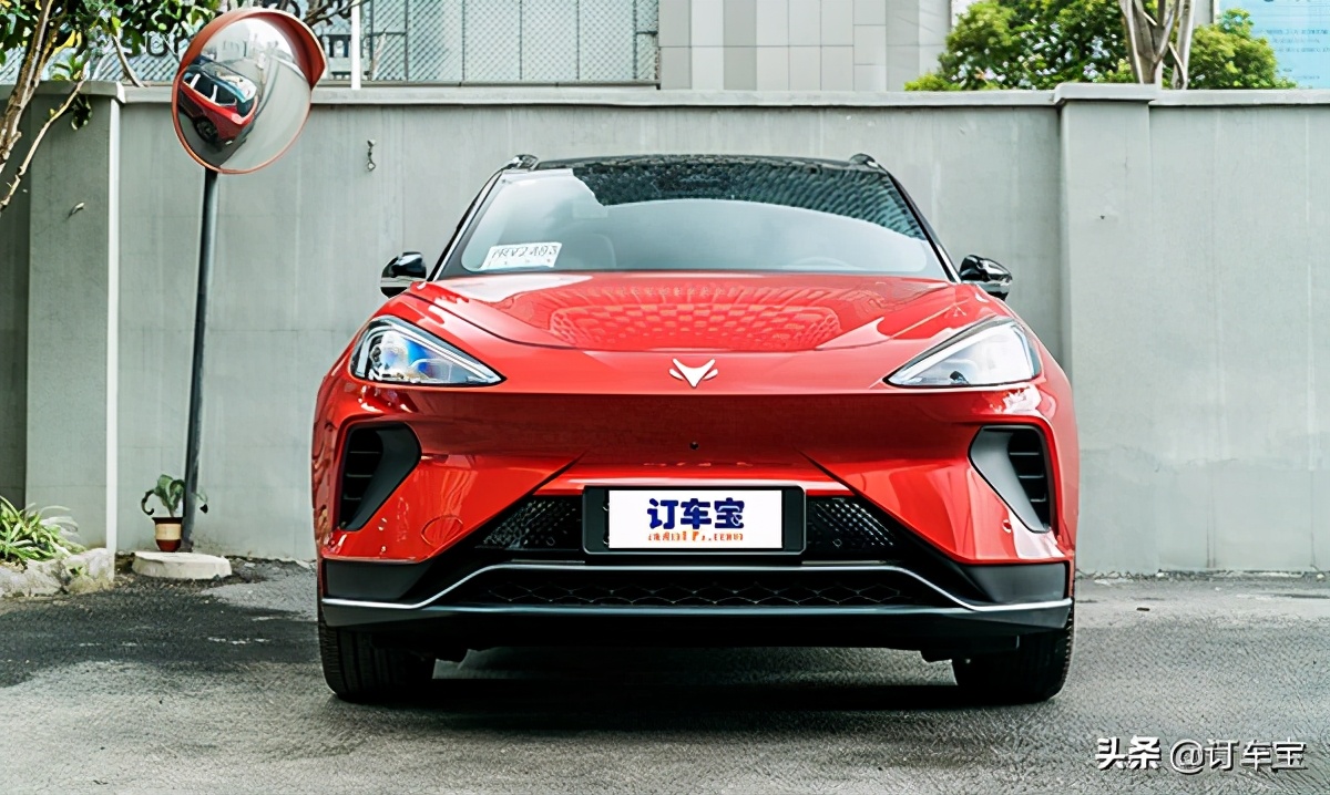 北汽新能源纯电suv汽车价格,新能源纯电suv极狐6座