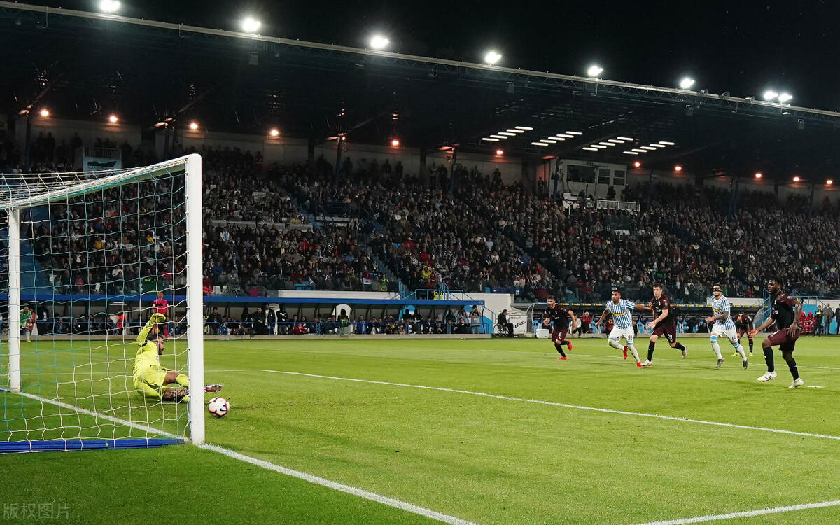 足球场地灯,足球球场灯光设计