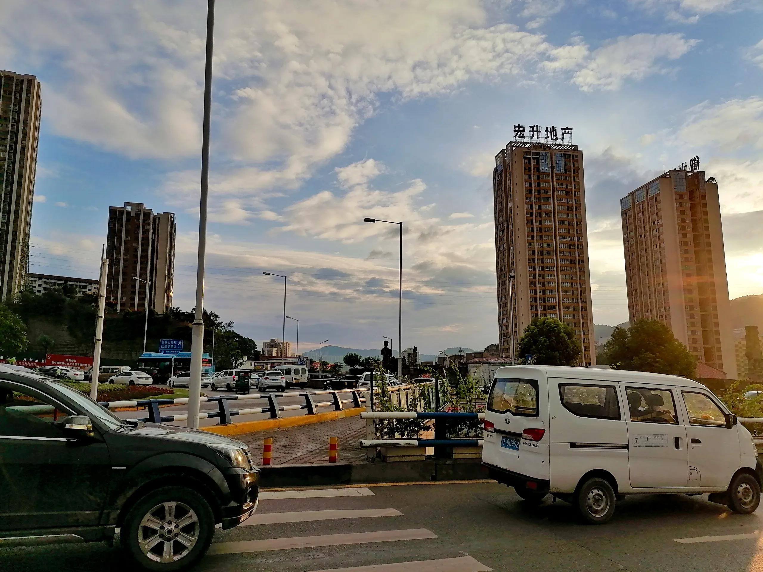 万州在重庆的实力如何?是最强吗?感觉很厉害的样子!