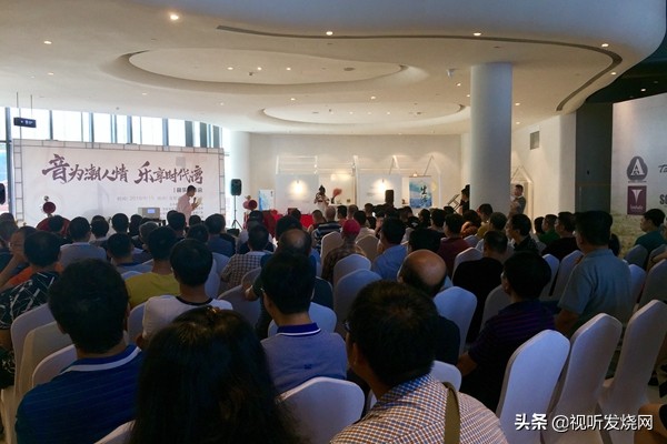 亦文亦武篆书,亦文亦武尽态极妍