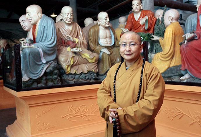 汶川地震高僧连破三戒救助千人,素全法师打破世俗的束缚连破三戒