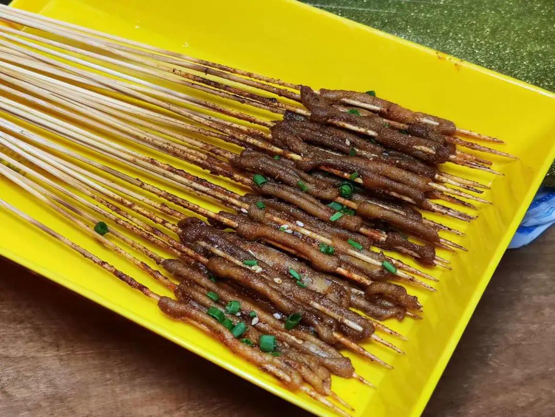 重庆纸上烤鱼烤串套餐,秘制烤鱼香锅大虾